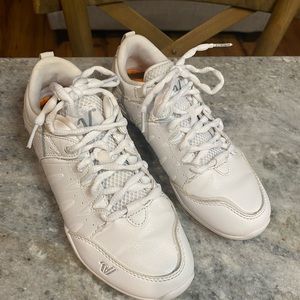 Varsity Charge Cheerleading Shoes